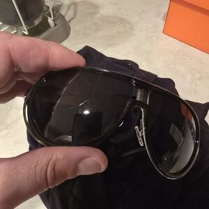 GUCCI 1566/S Aviator Sunglasses. USED